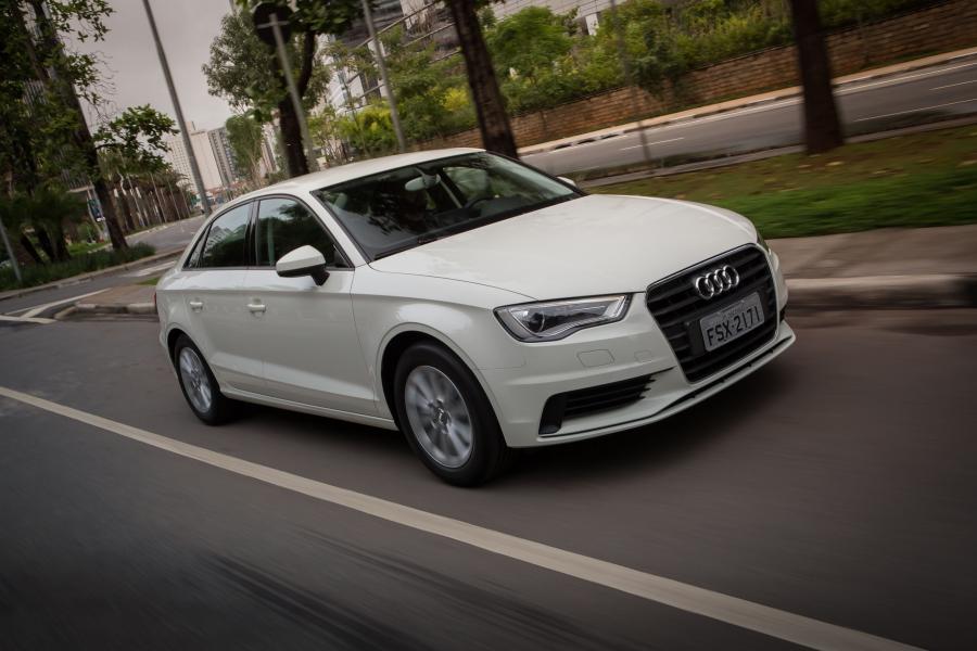  Audi A3 Sedan 1.4 T (8V) 2014 года  (LA) (фото 2 из 19)